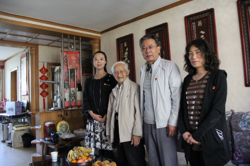 中共青海省第三建筑工程有限公司支部委員會開展“走訪慰問暖人心，紅色精神永傳承”活動